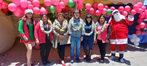 SEDEGES REALIZA FERIA INFORMATIVA POR EL DÍA INTERNACIONAL DE LA ADOPCIÓN Y DESTACA EL DERECHO A UNA FAMILIA